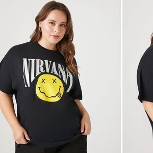 Torrid forever 21 plus size Nirvana glitter band tee 😃